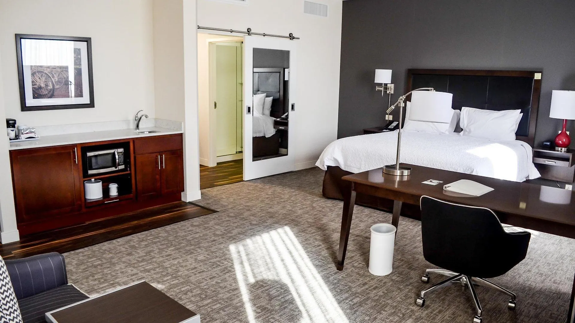 Homewood Suites By Hilton Richmond-Downtown 3*, Richmond